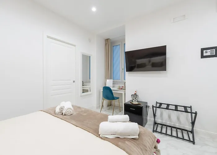 Alojamento de Acomodação e Pequeno-almoço Maison Morghen Nápoles