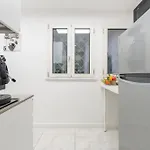 Bed & Breakfast Maison Morghen 4*